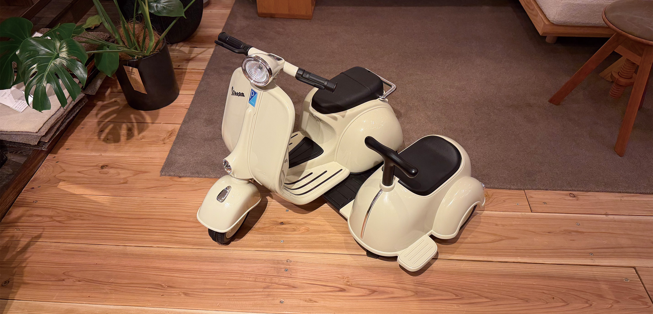 - Mini Vespa - 最速インプレ!! イタリアの風を子どもだって感じたい!?